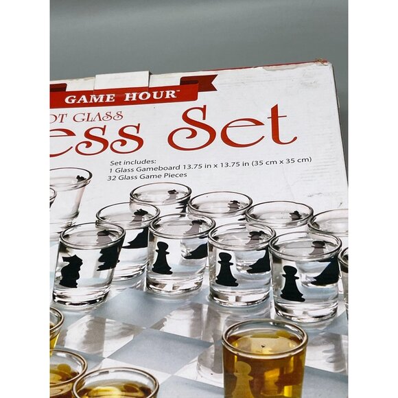 Game hour shot glass chess set brand new box 1 glass game board measuring READ - Picture 2 of 7